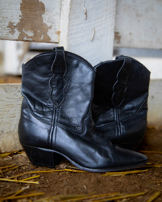 Black Laredo Boot